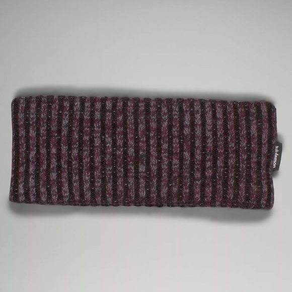 Lululemon Textured Fleece-Lined Knit Ear Warmer - Picture 2 of 8